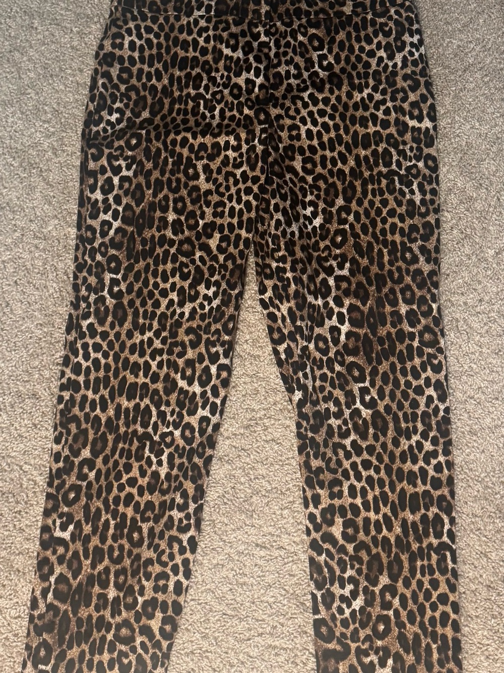 MICHAEL Michael Kors Beige and Black Label Detail
